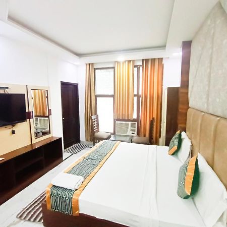 Hotel Krone Near Igi Airport Delhi New Delhi Buitenkant foto