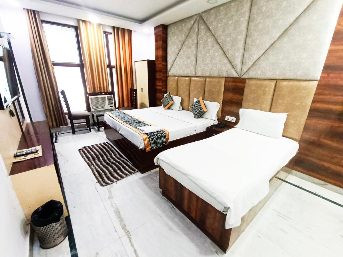 Hotel Krone Near Igi Airport Delhi New Delhi Buitenkant foto