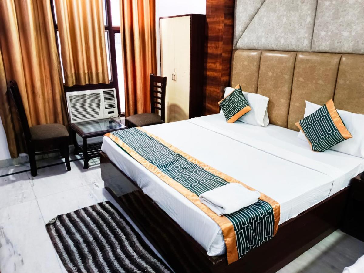 Hotel Krone Near Igi Airport Delhi New Delhi Buitenkant foto